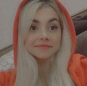 Meet your Posher, Christin